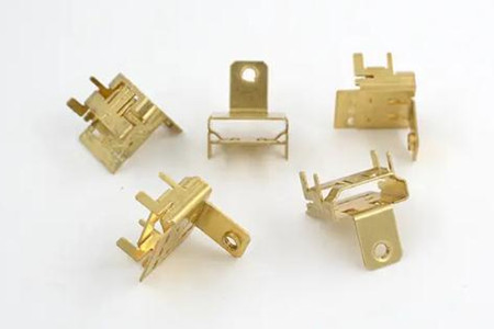 五金弹片的生产工艺、应用范围和材质